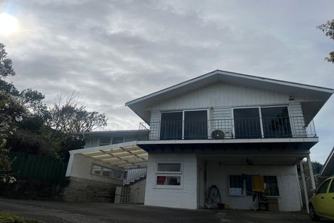 Photo of property in 15 Ellesmere Crescent, Pakuranga Heights, Auckland, 2010