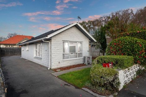 Photo of property in 1/170 Waimairi Road, Ilam, Christchurch, 8041