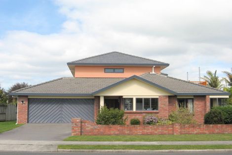 Photo of property in 14 Santa Monica Drive, Papamoa Beach, Papamoa, 3118