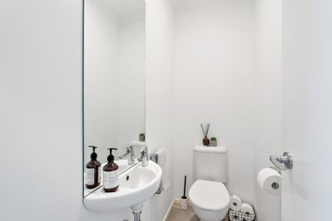 Photo of property in 10 Shelduck Way, Hobsonville, Auckland, 0616