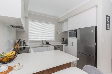 Photo of property in 5 Poaka Road, Hobsonville, Auckland, 0616