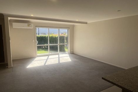 Photo of property in 20 Akeake Lane, Manurewa, Auckland, 2102