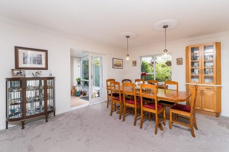 Photo of property in 98 John F Kennedy Drive, Milson, Palmerston North, 4414