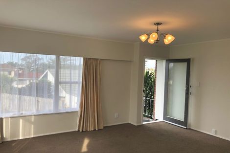 Photo of property in 1/78 Glamorgan Drive, Torbay, Auckland, 0630