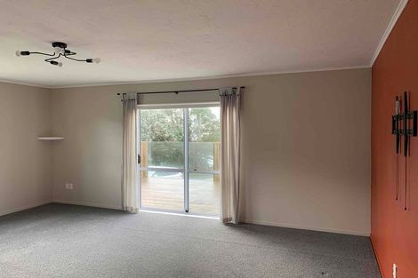 Photo of property in 25 Nassau Avenue, Grenada North, Wellington, 5028