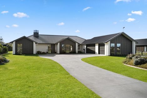 Photo of property in 21 Delta Way, Te Kowhai, Hamilton, 3288