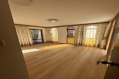 Photo of property in 4 Toi Toi Place, Northcote, Auckland, 0627