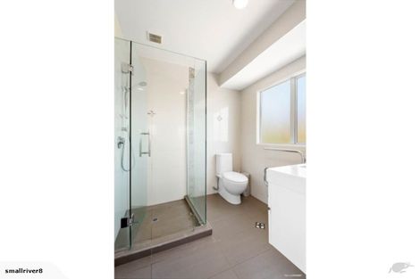 Photo of property in 22 John Brooke Crescent, East Tamaki Heights, Auckland, 2016