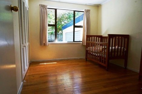 Photo of property in 35 Birdwood Road, Swanson, Auckland, 0612