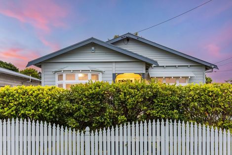 Photo of property in 7 North Street, Petone, Lower Hutt, 5012