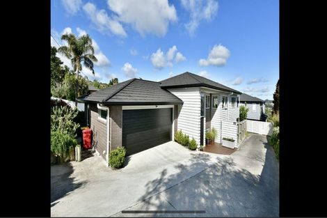 Photo of property in 780 East Coast Road, Oteha, Auckland, 0630