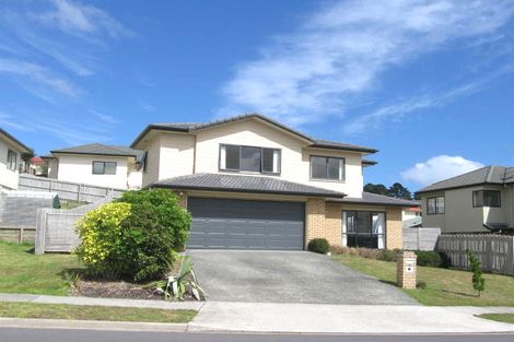 Photo of property in 44 Black Teal Close, Unsworth Heights, Auckland, 0632