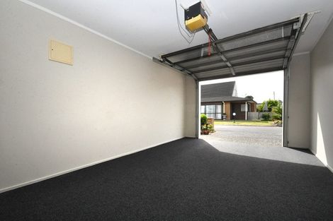 Photo of property in 11/56 Larnoch Road, Henderson, Auckland, 0610