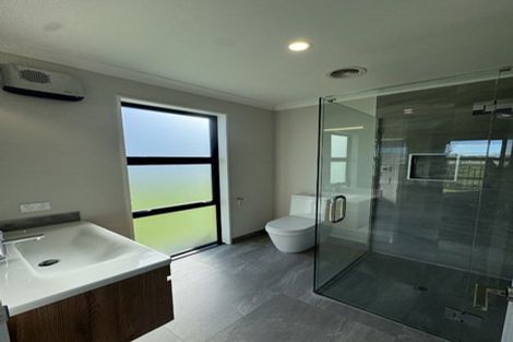 Photo of property in 55 Manakura Street, Broomfield, Christchurch, 8042