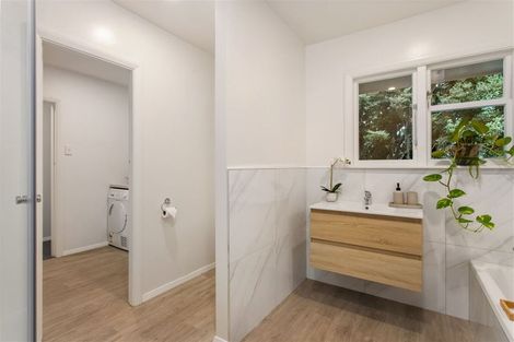 Photo of property in 1 Windermere Road, Papanui, Christchurch, 8053