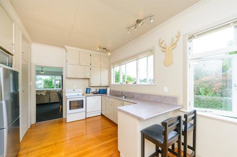 Photo of property in 15 Maunder Street, Marton, 4710