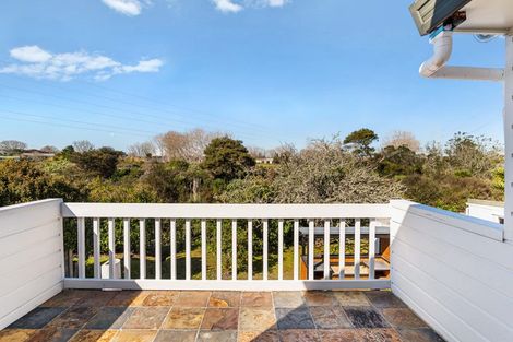 Photo of property in 22 Weza Lane, Kumeu, 0810