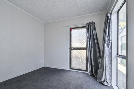 Photo of property in 1 Breadalbane Road, Havelock North, 4130