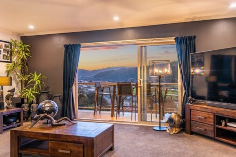 Photo of property in 9a Mccarthy Grove, Clouston Park, Upper Hutt, 5018