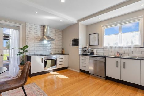 Photo of property in 6 Vance Street, Shannon, 4821