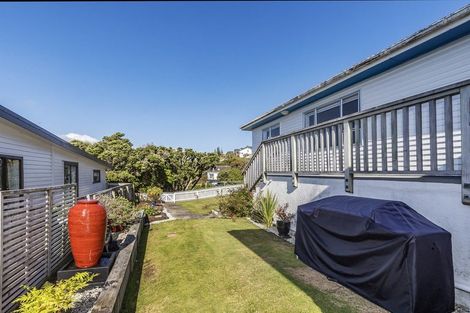 Photo of property in 62 Tireti Road, Titahi Bay, Porirua, 5022