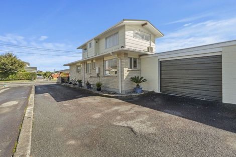 Photo of property in 5 Norman Street, Lower Vogeltown, New Plymouth, 4310