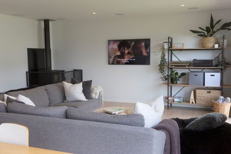 Photo of property in 50 Kings Drive, Wanaka, 9305