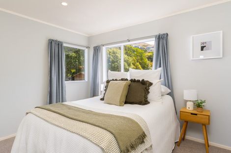 Photo of property in 138 Westchester Drive, Churton Park, Wellington, 6037