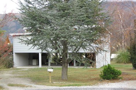 Photo of property in 23 Lindsay Place, Wanaka, 9305