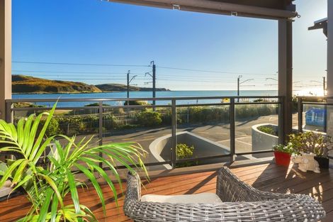 Photo of property in 101-u2 Mana Esplanade, Paremata, Porirua, 5026