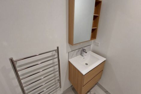 Photo of property in 6/21 Awaroa Road, Sunnyvale, Auckland, 0612