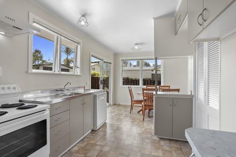 Photo of property in 23 Dellwood Avenue, Henderson, Auckland, 0612