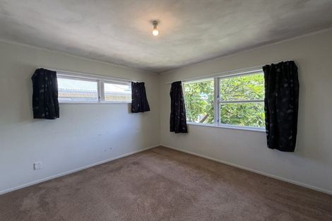 Photo of property in 15 Diana Drive, Glenfield, Auckland, 0627