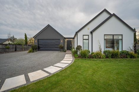 Photo of property in 3 Willowside Place, Amberley, 7410