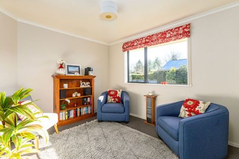 Photo of property in 240 Talbot Street, Geraldine, 7930