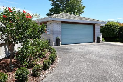 Photo of property in 2/22 Septimus Place, Henderson, Auckland, 0612