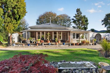 Photo of property in 85558 State Highway 2, Mount Bruce, Masterton, 5881