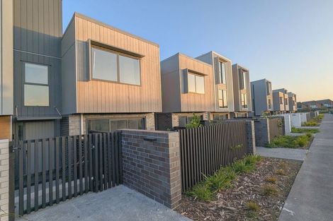 Photo of property in 65 Bearing Parade, Long Bay, Auckland, 0630