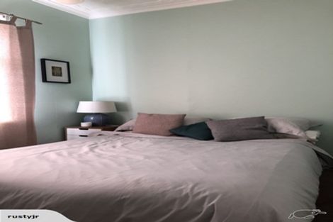 Photo of property in 155 Severn Street, Island Bay, Wellington, 6023