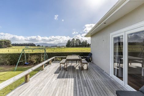 Photo of property in 71 Laws Road, Dannevirke, 4972