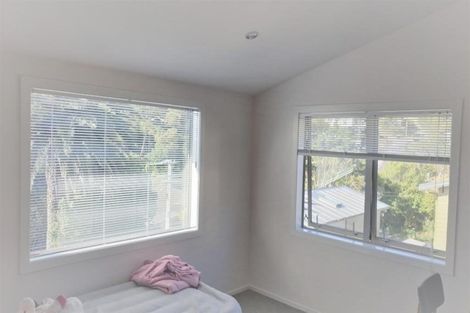 Photo of property in 61u8 Black Rock Road, Newlands, Wellington, 6037