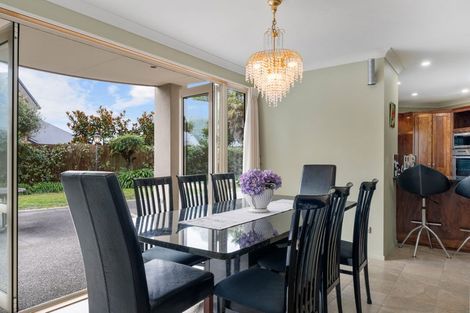 Photo of property in 9 Evergreen Place, Parklands, Christchurch, 8083