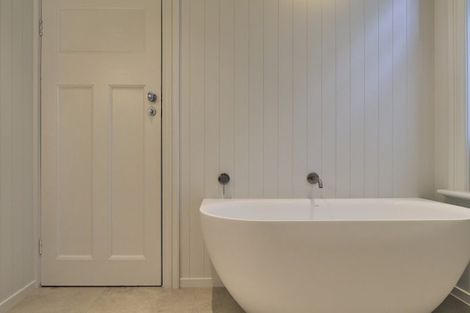 Photo of property in 67 Central Terrace, Kelburn, Wellington, 6012