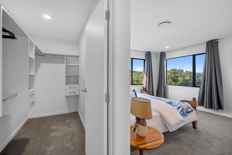 Photo of property in 14 Rathmullen Place, Pinehill, Auckland, 0632