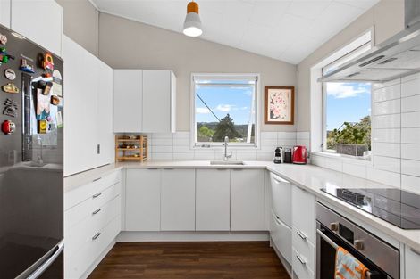 Photo of property in 16 Albert Street, Riverhead, 0820