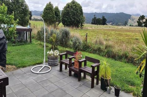 Photo of property in 131 Arapaepae Road South, Levin, 5571