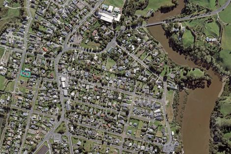 Photo of property in 7 Cambridge Road, Riverhead, 0820