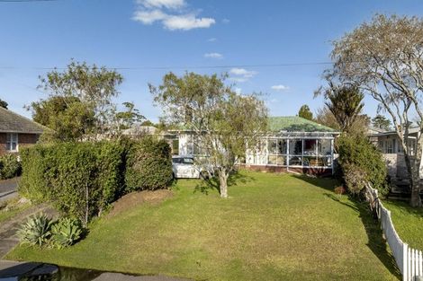 Photo of property in 24 Tiraumea Drive, Pakuranga, Auckland, 2010