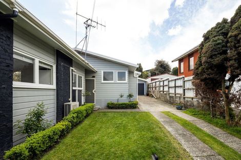 Photo of property in 178 Whatawhata Road, Dinsdale, Hamilton, 3204