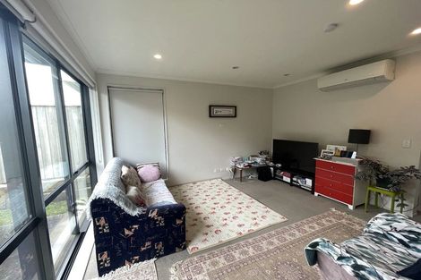 Photo of property in 9 Costa Viva Crescent, Karaka, Papakura, 2113